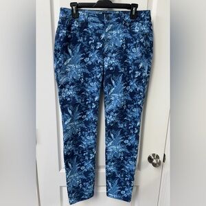 Talbots Slim Ankle Jeans - Fall Toile, Size 8, Floral Blue Excellent condition!
